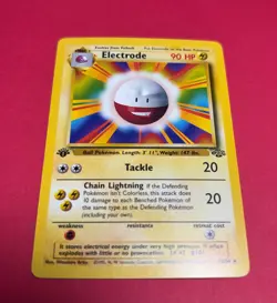Pokemon TCG Electrode 1st Edition Jungle Non-Holo 18/64 - Image 1