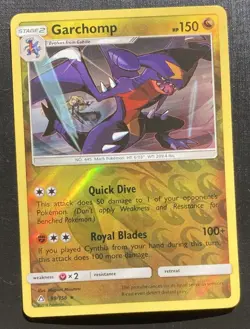 Garchomp 99/156 Pokemon Ultra Prism Reverse Holo TCG LP - Image 1