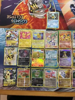 Vintage & Modern Pokemon Card Lot Holo Reverse Holo Etc Ditto Charizard Lisia - Image 3