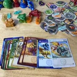 Bakugan Battle Brawlers/Card Lot Gray/Red/Magnetic Cards Random Lot - Image 2