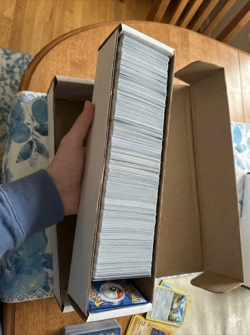 Pokemon Card Collection Mixed Regular/Holo/Reverse 1000+ Bulk lot - Image 1