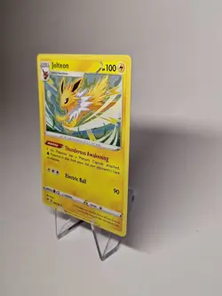 Pokemon TCG - Jolteon 47/185 Vivid Voltage Promo Cosmos Holo LP - Image 2