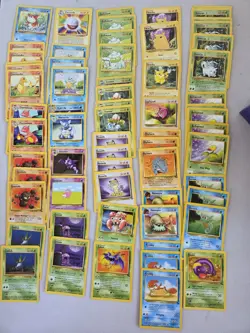 1999-2000 Pokemon WOTC TCG 560 Mixed Card Lot - Image 5