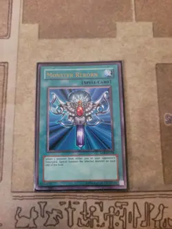 YUGIOH MONSTER REBORN LOB-EN118 ULTRA UNLIMITED ED LP 1996 - Image 1