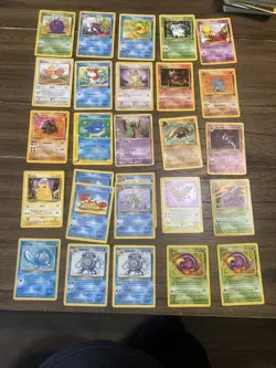 Pokemon TCG Collection Bulk Lot of 100+ Mixed Vintage/Mid Era/1999-2017 LP-HP - Image 1