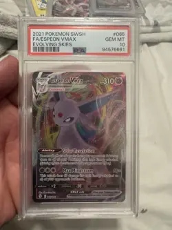 2021 POKEMON SWORD & SHIELD EVOLVING SKIES #065 FULL ART/ESPEON VMAX PSA 10 - Image 1