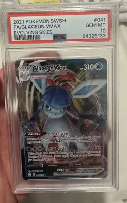 2021 POKEMON SWORD & SHIELD EVOLVING SKIES #041 FULL ART/GLACEON VMAX PSA 10 - Image 1