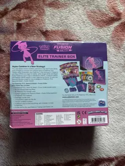 FUSION STRIKE ELITE TRAINER BOX Pokemon Sword & Shield - Factory Sealed NM/Mint 820650809330 - Image 2