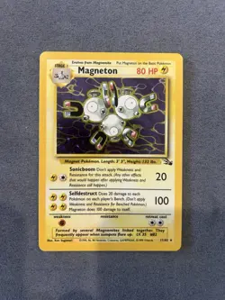 Magneton Pokemon TCG Unlimited Holo Rare Card 11/62 Fossil Set - Image 1