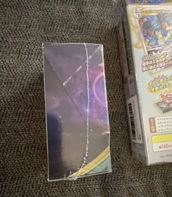 Pokemon TCG: Sword & Shield DARKNESS ABLAZE Build & Battle - Lucario Starter Set - Image 3