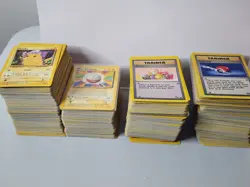 Lot Of Approx 800 Base Set, Jungle, And Fossil Pokemon Cards READ - Image 1