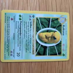 1ST EDITION SHADOWLESS KAKUNA 33/102 POKEMON CARD (BASE SET) - Image 2