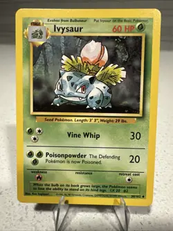 Pokemon Base Set Ivysaur 30/102 (NM) - Image 1