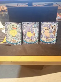 Squirtle Wartortle Blastoise #07–09 | Pokemon Topps 1999 | Series 1 | Evolution - Image 1