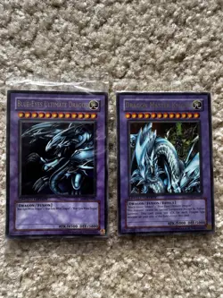 YUGIOH DRAGON MASTER KNIGHT + BLUE-EYES ULTIMATE DRAGON DPRP RARE 1ST ED - Image 1