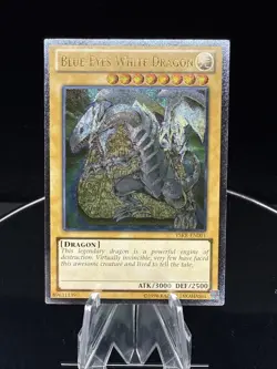 *** BLUE-EYES WHITE DRAGON *** ULTIMATE RARE YSKR-EN001 YUGIOH! - Image 1