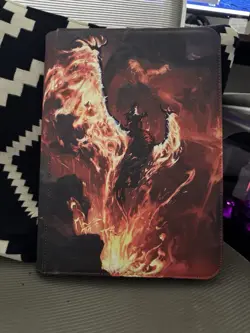 MTG Zippered 9-Pocket Magic: The Gathering Card Binder (Holds 360 Cards) - Image 1