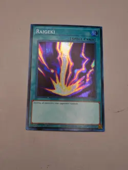 Raigeki Super Rare 1st Edition SDCH-EN021 Yugioh - Image 2