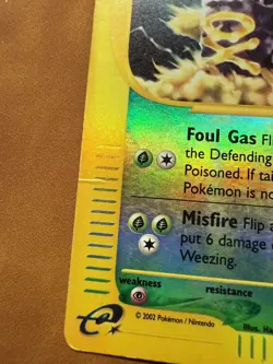 Pokemon TCG Weezing 70/165 Reverse Holographic Rare Expedition Base Set LP/MP - Image 3