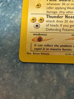 Pokemon Light Jolteon #48/105 - 2002 Unlimited Neo Destiny - MP With Damage - Image 2