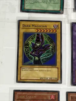 Yu-Gi-Oh! TCG Vintage Card Lot Holos, Rares Dark Magician SYE-001 (X70 Cards) - Image 5