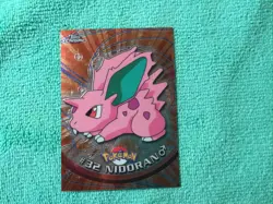 2000 TOPPS Chrome POKEMON Series 1- NIDORANO. # 32 NM MINT - Image 3
