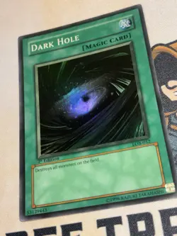 Dark Hole LOB-052 Super Rare WAVY 1st Edition Yu-Gi-Oh NM - Image 3
