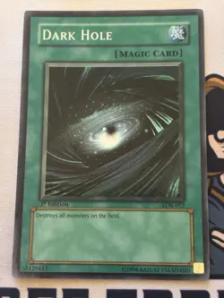 Dark Hole LOB-052 Super Rare WAVY 1st Edition Yu-Gi-Oh NM - Image 4