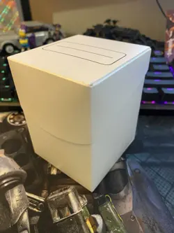 Saruman Of Many Colors Pre-Built Commander Deck - Includes Deck Box And Sleeves - Image 2