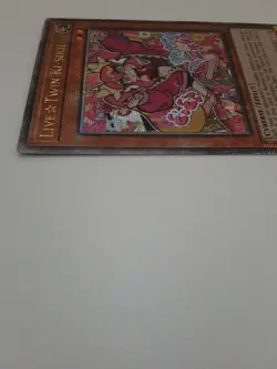 Live Twin Ki-sikil 1st Edition Quarter Century Secret Rare RA04-EN035 Yu-Gi-Oh! - Image 3