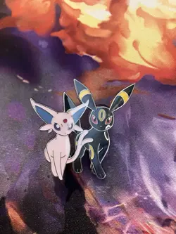 Pokemon Tcg Prismatic- Umbreon Espeon Figure, Pin And Sleeves Accessories Bundle - Image 3