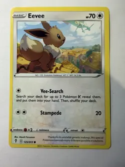 Eevee Common SWSH07: Evolving Skies 125/203 NM English Pokemon Card - Image 1