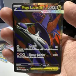Pokemon Mega Latias EX Full Art Holo Ultra Rare 163/132 Me01: Mega Evolution - Image 1