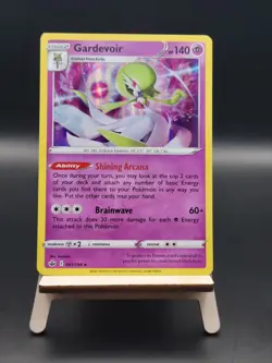 Gardevoir - 061/198 (Holo Rare) - #61 - Pokemon Sword & Shield: Chilling Reign - Image 1