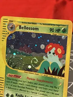 Vintage 2002 Pokemon Bellossom H5/H32 Holo Card NM w/ Swirl - Image 2