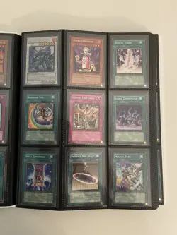 Yugioh 19 Foil Card Binder Lot Dark Magician Blue-Eyes Red-Eyes - Image 4
