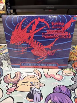 Pokemon TCG: Sword & Shield 3 Darkness Ablaze Elite Trainer Box 820650807312 - Image 1