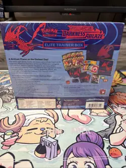 Pokemon TCG: Sword & Shield 3 Darkness Ablaze Elite Trainer Box 820650807312 - Image 3