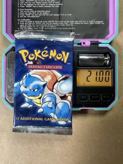 21.00 g Heavy Blastoise Pokemon WOTC Base Set Unlimited Booster Pack 1999 - Image 1