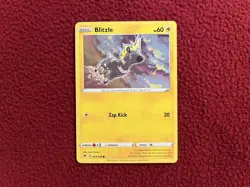 Pokemon Miscut Error Inverted Back Blitzle Vivid Voltage 053/185 NM/MT - Image 4