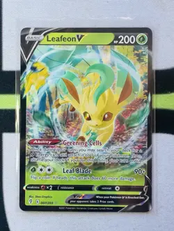 Leafeon V - 007/203 Evolving Skies Ultra Rare Pokemon - NM/MINT - Image 1