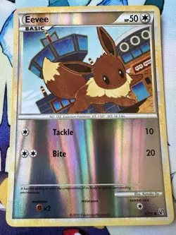 Pokemon EEVEE 2010 Undaunted 47/90 Reverse Holo Pokemon Card - Image 2