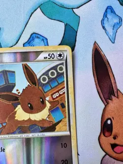 Pokemon EEVEE 2010 Undaunted 47/90 Reverse Holo Pokemon Card - Image 4