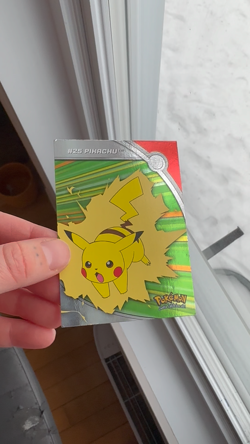 Pikachu – Pokemon Topps 2000 Animation TV Series 3 HOLO #25 / #HV6 BLUE LOGO - Image 2