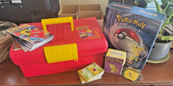 Pokemon Vintage Carrying Case, Movie & TV Edition Trading Cards LOT 90's - Image 1