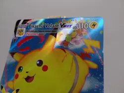 Carte Pokemon Pikachu Volant VMAX 007/025 - Celebrations 25 Ans - EB7.5 NEUF FR - Image 5