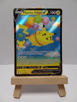 Carte Pokemon " Pikachu Volant V " 006/025 - Celebrations 25 Ans - EB7.5 - FR - Image 2