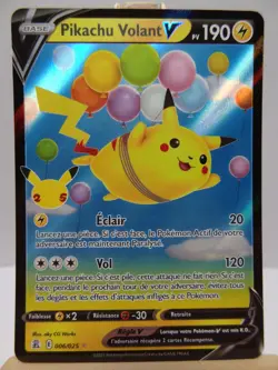 Carte Pokemon " Pikachu Volant V " 006/025 - Celebrations 25 Ans - EB7.5 - FR - Image 3