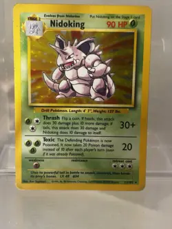 Pokemon Nidoking Base Set Holo Rare 90 HP Card 11/102 1999 Wizards Copyright - Image 1