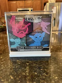 Pokemon TCG evolving Skies Elite Trainer Box - Image 1